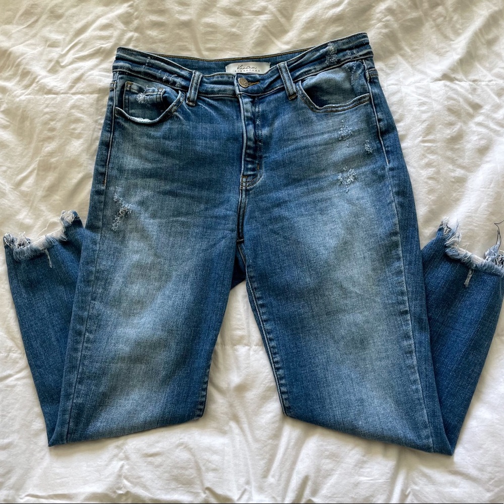 Mid-rise ankle skinny KanCans size 29